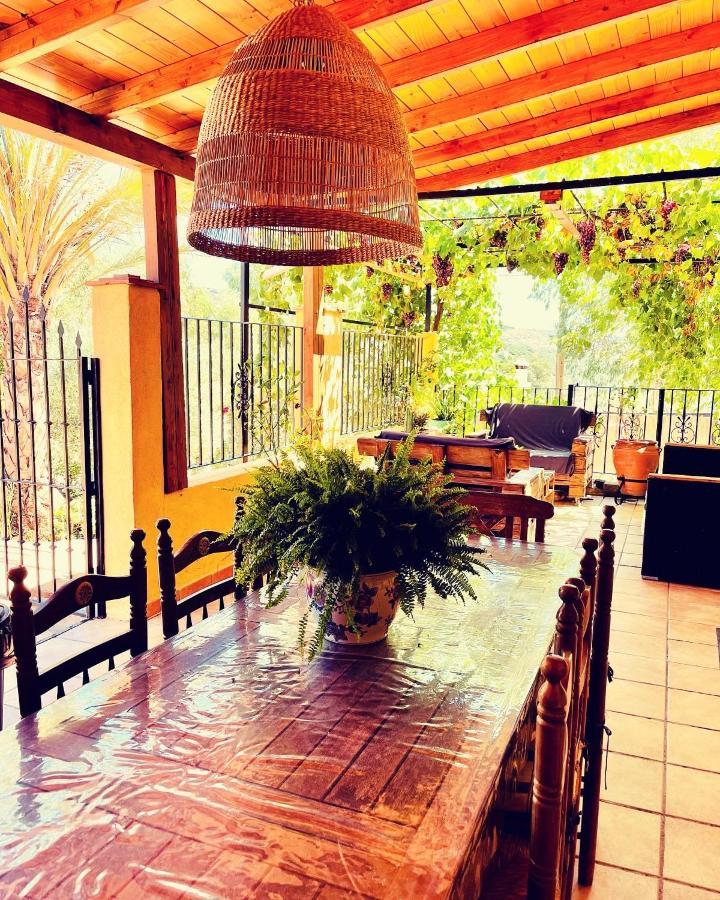 Villa Cortijo El Alcornocal à Málaga Extérieur photo